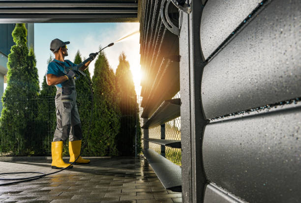 Best Animal Enclosure Cleaning  in Pemberwick, CT